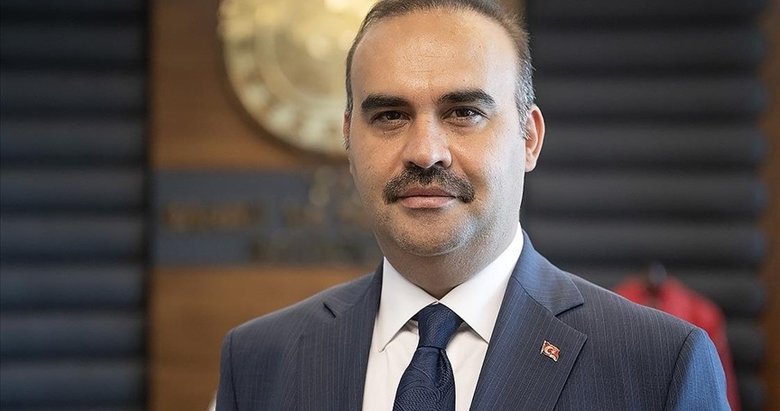 ‘Ülkemizin kutuplardaki varlığını güçlendireceğiz’