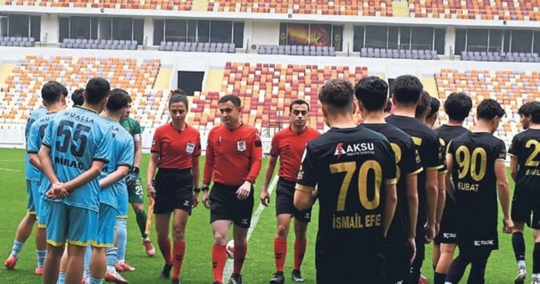 Kadro yetersizliği yüzünden maça çıkamadılar