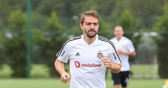 Fatih Terim’in gözden çıkardığı Şener Özbayraklı’ya talip çıktı