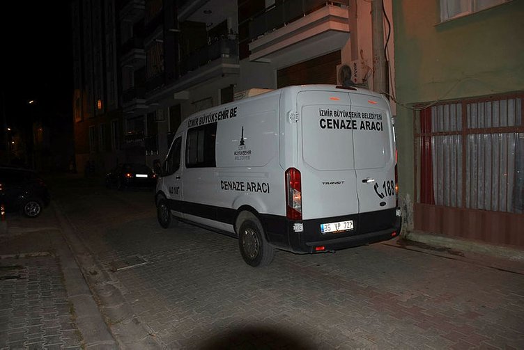 İzmir Karşıyaka’da şüpheli ölüm