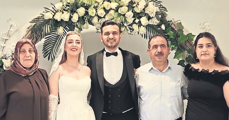 Üniversitede başlayan aşkın mutlu sonu
