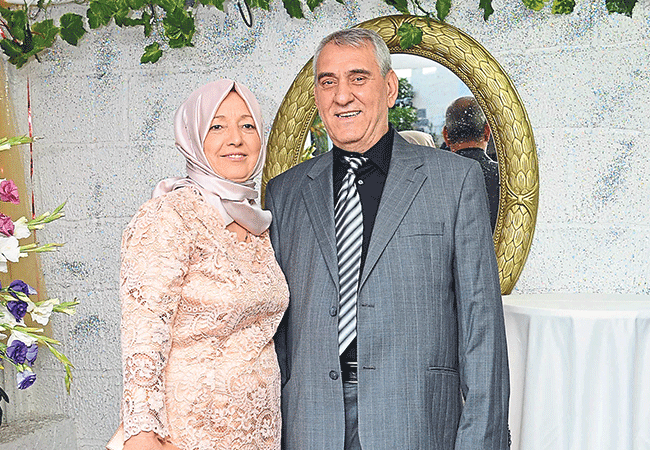 Alaçatı aşıkları ‘Göl’de evlendi