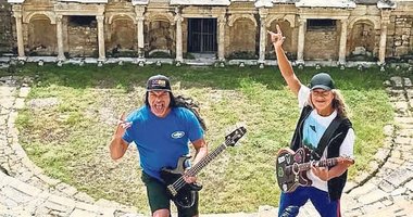 Metallica’nın yıldızları Ege’den ilham aldı