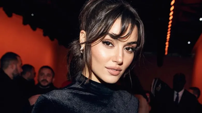 hande-ercelin-instagram-kazanci-gundem-oldu-24-saatlik-story-ucreti-dudak-ucuklatti-1792756871848.png