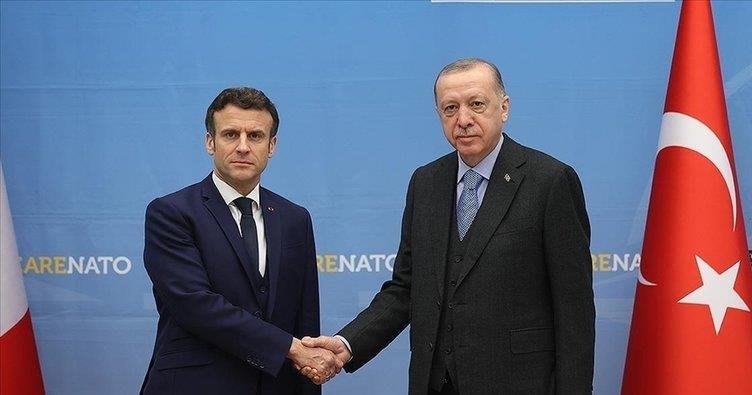 Başkan Erdoğan Macron ile görüştü
