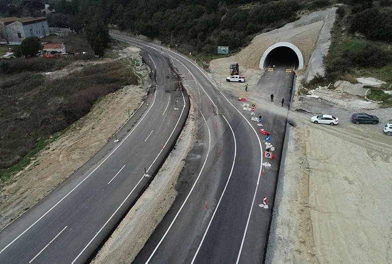 Balıkesir-İzmir kara yolunda ulaşım süresi kısalacak! 1915 Çanakkale Köprüsü bağlantılı yollardaki tüneller ulaşıma nefes aldıracak