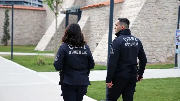 okullara-guvenlik-gorevlisi-alimi-2026-basvurular-ne-zaman-baslayacak-sartlar-belli-oldu-mu-1787295177209.png