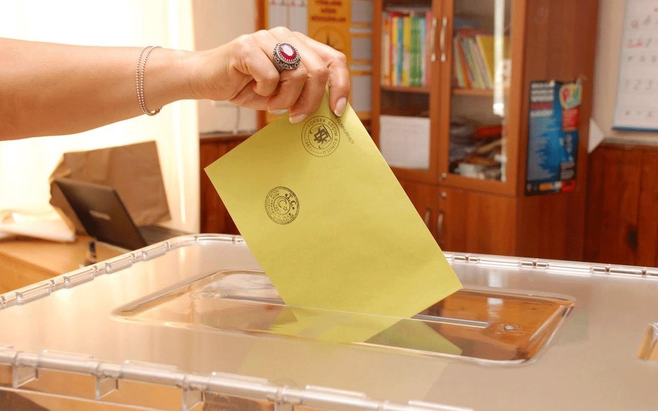 izmir de kac kisi oy kullanacak izmir
