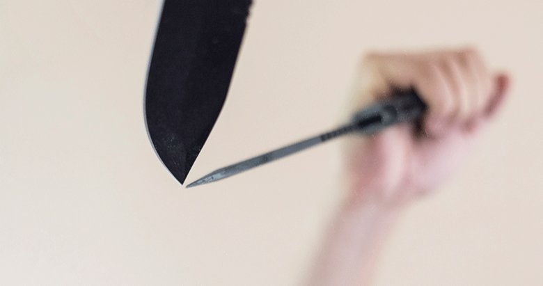 İzmir Karabağlar’da eski koca dehşeti