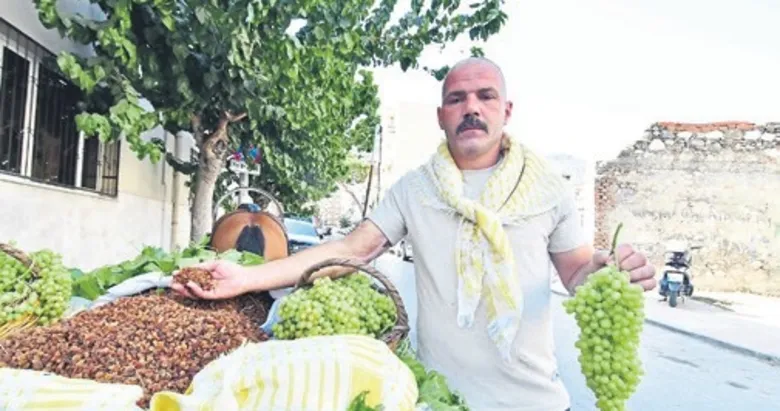 Manisa Ticaret Borsası’nda ilk üzüm 4 bin TL’ye satıldı