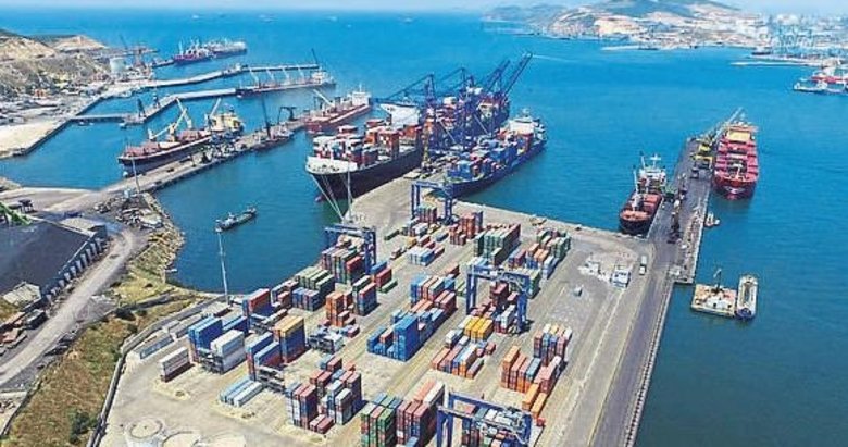 İzmir’in ihracatı artarken ithalatı azaldı