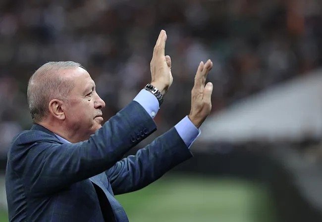 Başkan Erdoğan: Türkiye’nin parlak yarınları gençlerin gayretleriyle şekillenecek