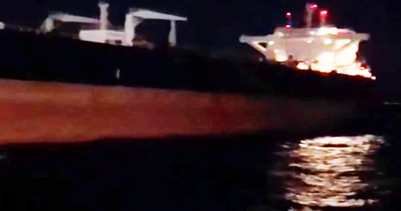 Gelibolu açıklarında arıza yapan boş tanker güvenli bölgeye alındı