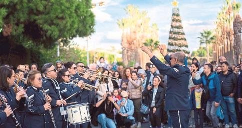 İzmir’de neşeli festival