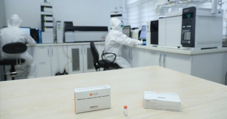Türkiye’de uygulanacak CoronaVac aşılarına ’acil kullanım onayı’nda sona gelindi