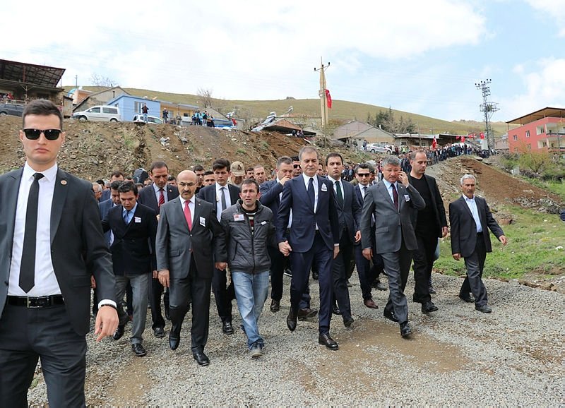 Bitlis şehidi son yolculuğuna uğurlandı!
