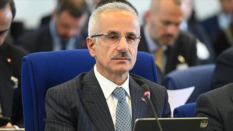 Instagram ve Roblox ne zaman açılacak? Bakan Uraloğlu’ndan açıklama