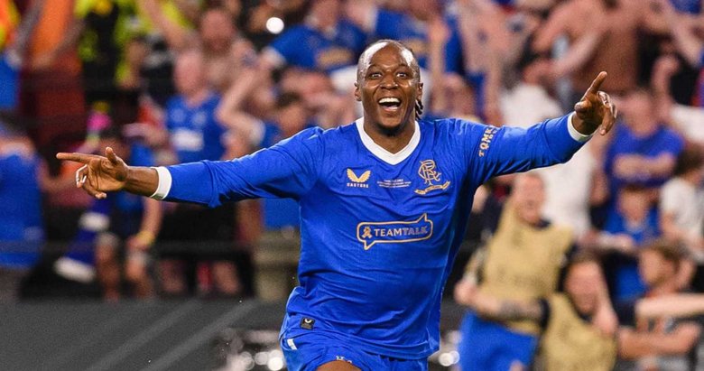 Göz-Göz orta şeritte