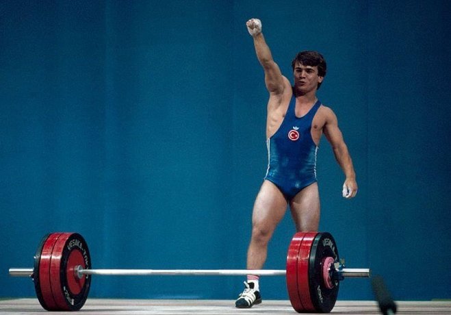 Naim Suleymanoglu Hayatini Kaybetti Spor Haberleri