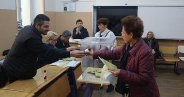 İzmir'de oy verme işlemi başladı