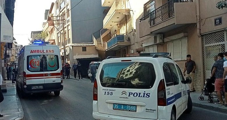 İzmir’de kanlı olay! Kız arkadaşını defalarca bıçaklayıp intihar etti