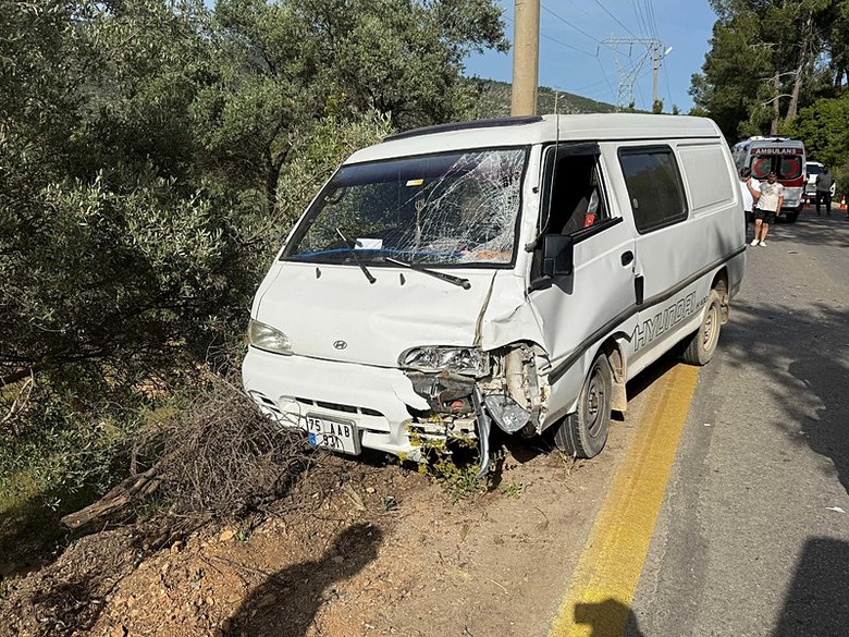Bodrum’da motosiklet ile kamyonet çarpıştı: İlkcan öldü, Yaren ağır yaralı