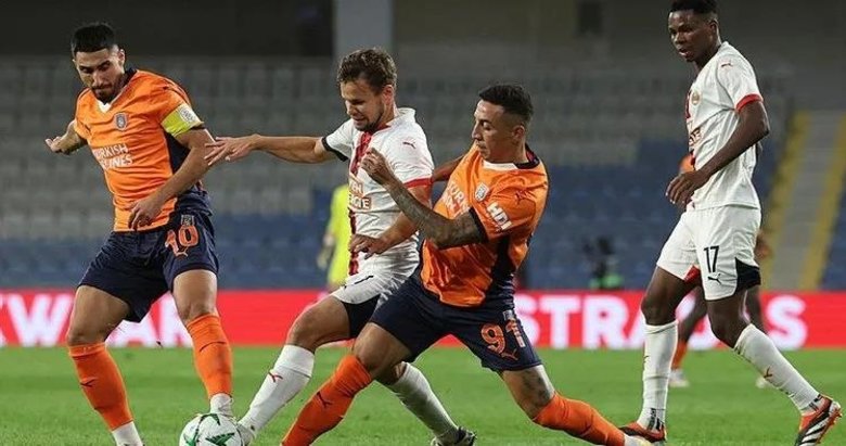 Başakşehir, Avrupa Ligi’ne kötü başladı! Temsilcimiz, Rapid Wien’e mağlup oldu...