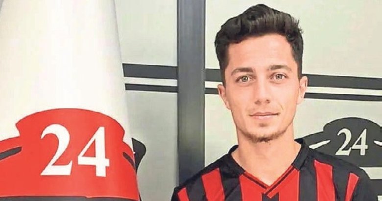 Balıkesirspor Yekta’yı kaptı