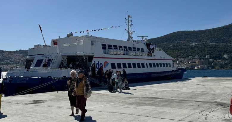 İDO’nun Seferihisar ve Kuşadası’ndan Sisam Adası’na seferleri başladı