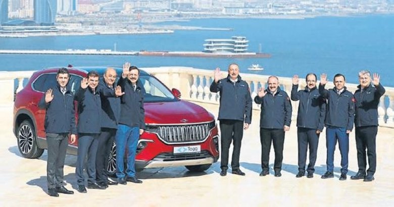 Togg T10X, Ilham Aliyev’e teslim edildi