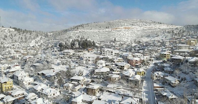 Sibirya değil Muğla: Türkiye’nin ılıman şehri bile buz kesti