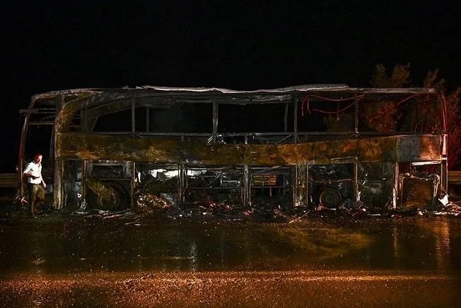 Ankara’da faciadan kılpayı dönüş: 36 yolculu otobüs yandı