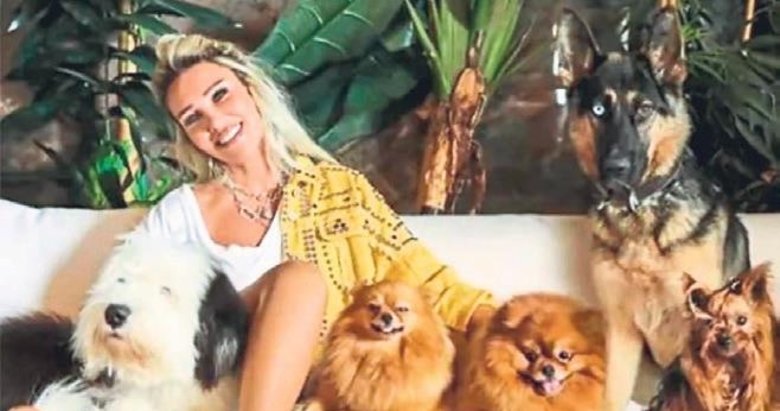 12 köpeği için bakıcı arıyor
