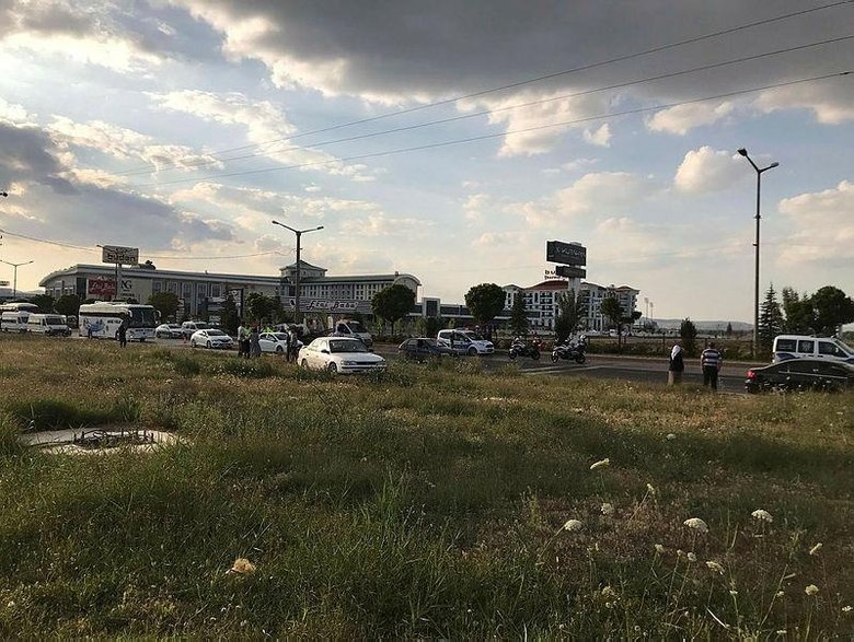 Afyonkarahisar’da 5 aracın karıştığı kazada 4 yaralı