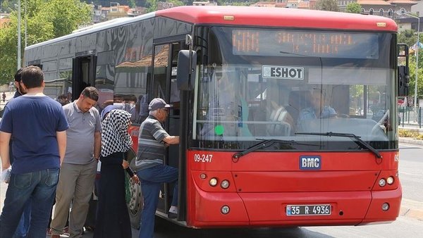 izmirde-toplu-tasima-ucretsiz-mi-eshot-izban-metro-1777615856228.jpeg