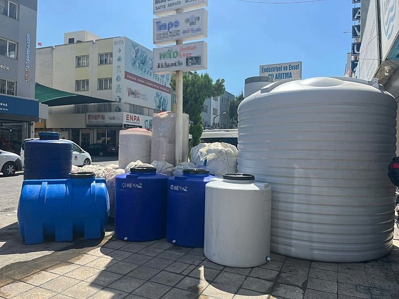 İzmir Büyükşehir Belediye Başkanı Cemil Tugay’a hizmet eleştirisi