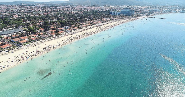 Deniz, kum, güneş... Ege’de yaz tatili bir başka!