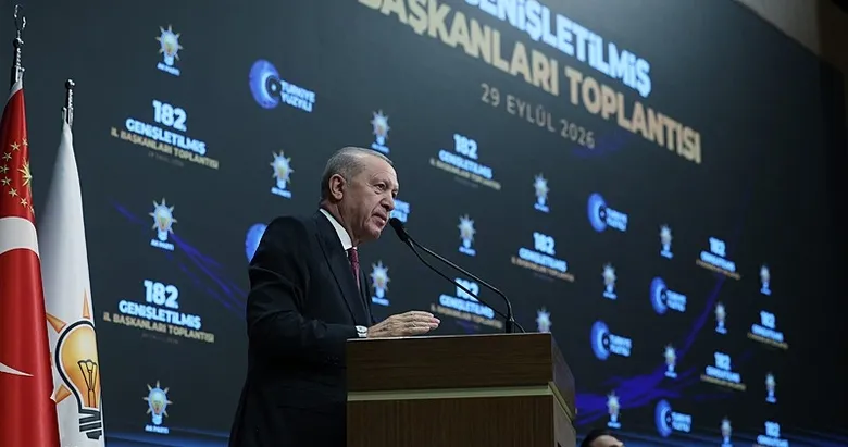 Nefsine yenik düşen AK Parti’de kalamaz