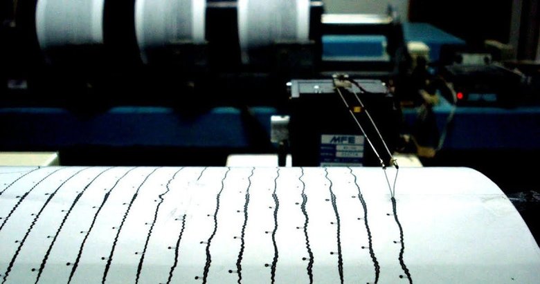 Son dakika: Ege Denizi’nde bir deprem daha!