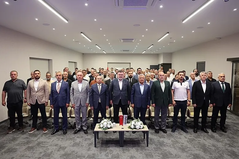 izmirden-turkiye-yuzyili-mesaji-ak-partili-saygili-kuresel-rekabette-guclu-turkiye-icin-uretim-sart-1786184671720.jpeg