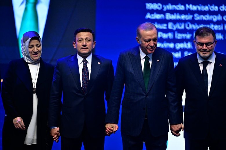 Başkan Erdoğan: Ne İzmir ne de İzmirlilik kimsenin tekelinde değil