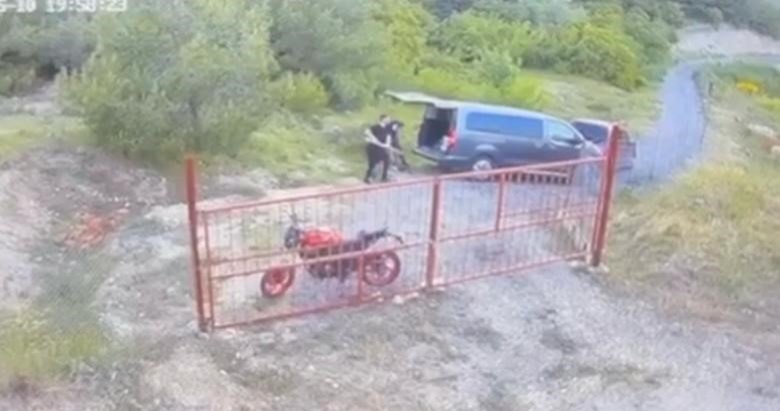 İzmir’de kazı yaparken orman yakan 5 kişi tutuklandı