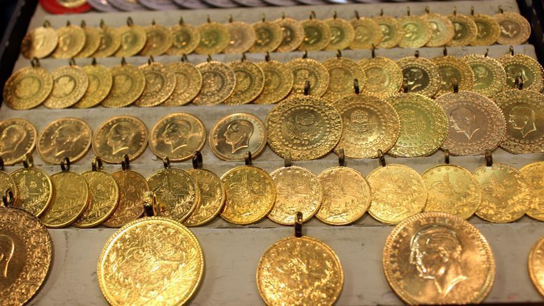 guncel-altin-fiyatlari-15-mayis-yatirim-yapacaklar-dikkat-altinda-sert-dusus-bugun-gram-ceyrek-yarim-altin-ne-1778825622231.png