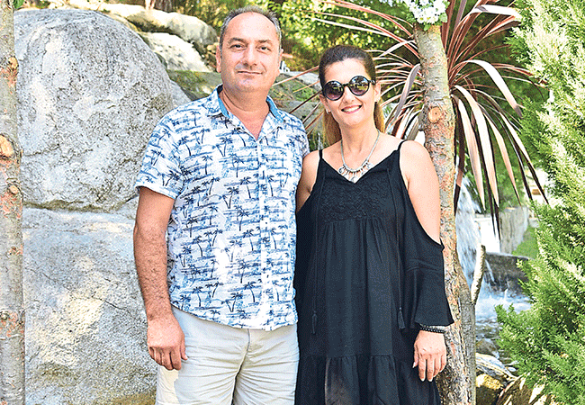 Minik Özsoylar yeni yaşlarını kutladı