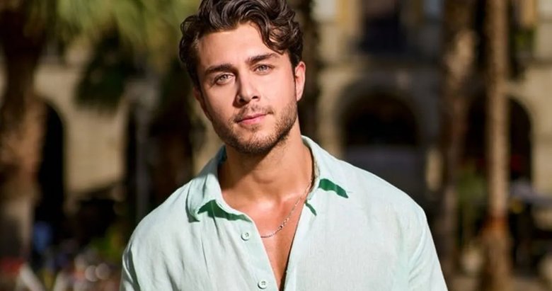 Yakışıklı oyuncu Paris’te boy gösterecek