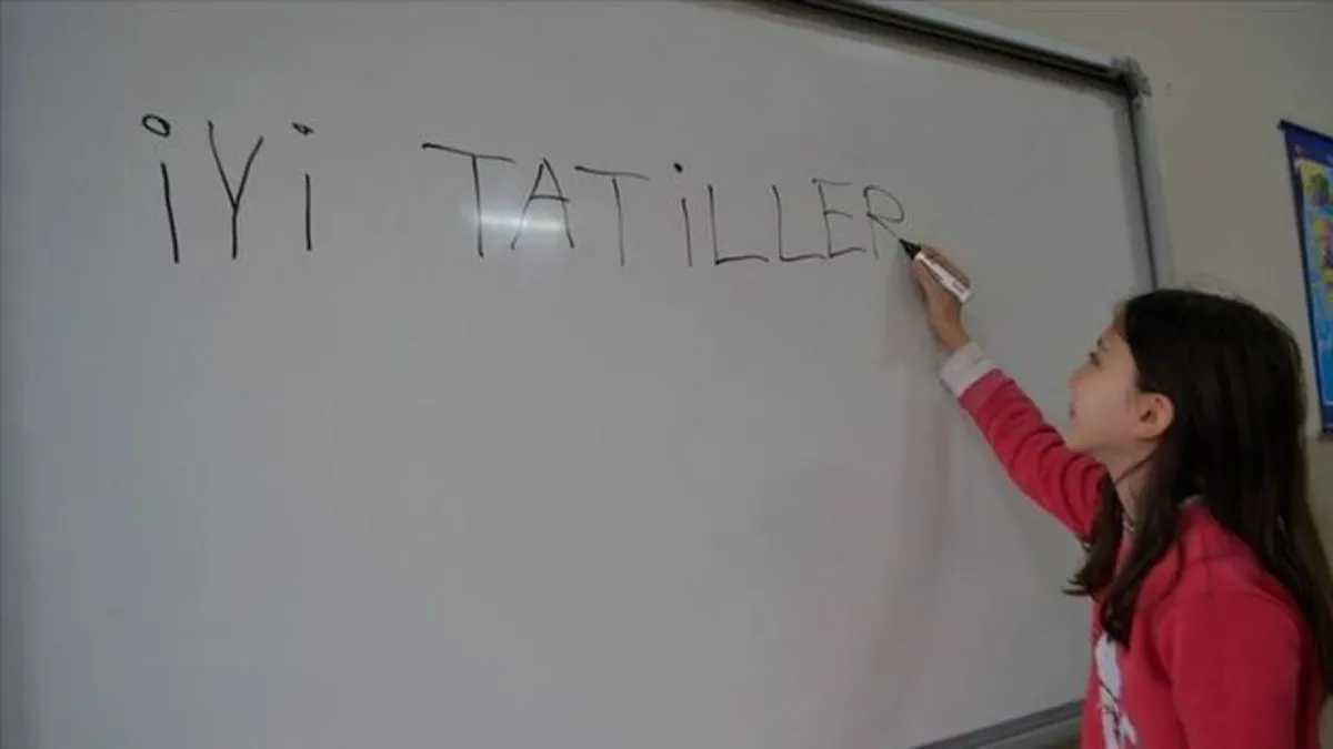OKULLAR NE ZAMAN AÇILACAK? | YAZ TATİLİ NE ZAMAN BİTECEK? MEB 2026-2027 EĞİTİM ÖĞRETİM YILI