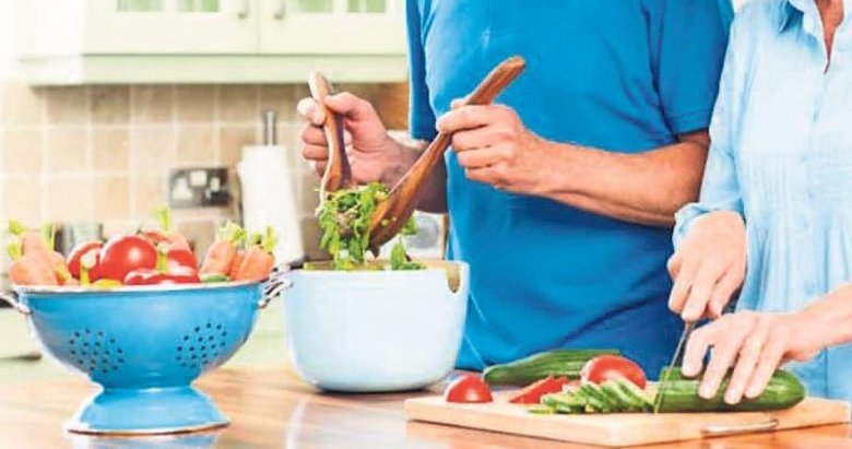 Yaşlanmayı yavaşlatmak elinizde