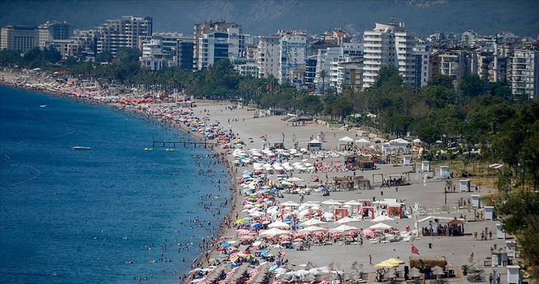 Antalya mavi bayraklı plajda dünyada ilk sırada
