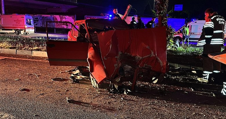 Takla atan otomobildeki 4 kişi yaralandı