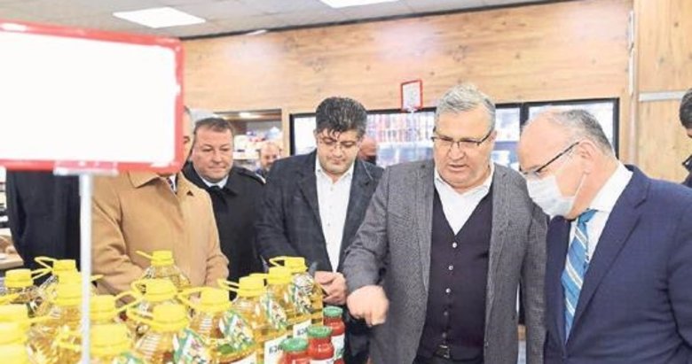 Yunusemre Belediyesi Yuntar marketi açtı
